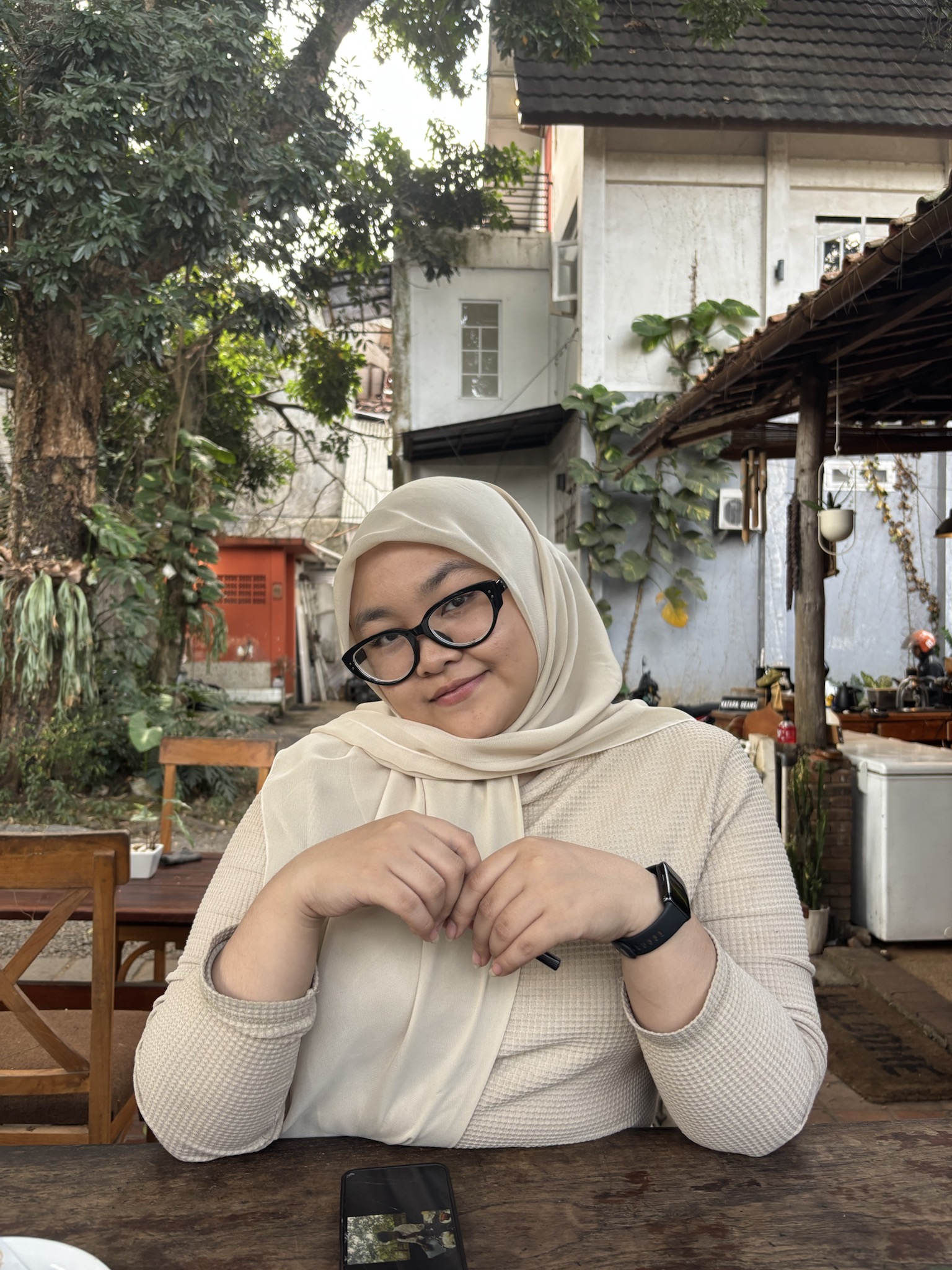 Cafe light on you. Soft as always.